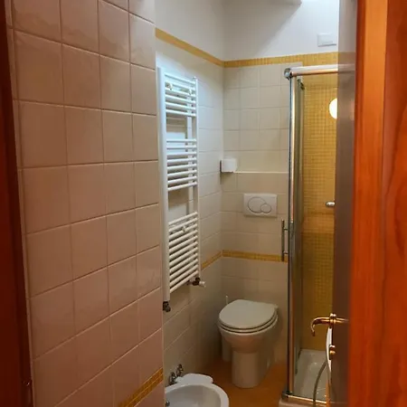 Della Corte 3*